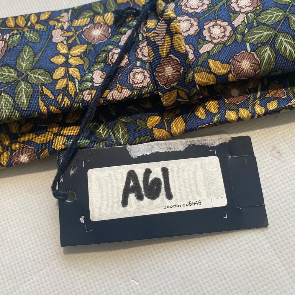 NEW Mens Italy Made Cremieux Neck Tie Silk Blue Yellow Floral MSRP $60 -A61 - Picture 7 of 7